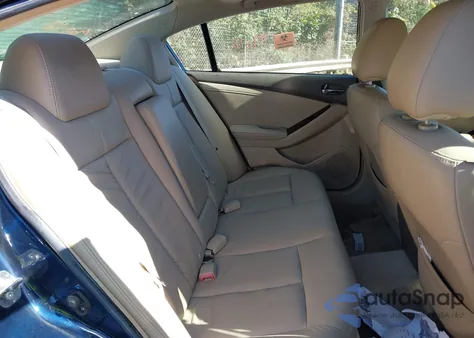 2011 Nissan Altima 2.5 S z USA, uszkodzony, nr VIN 1N4AL2AP4BC120880